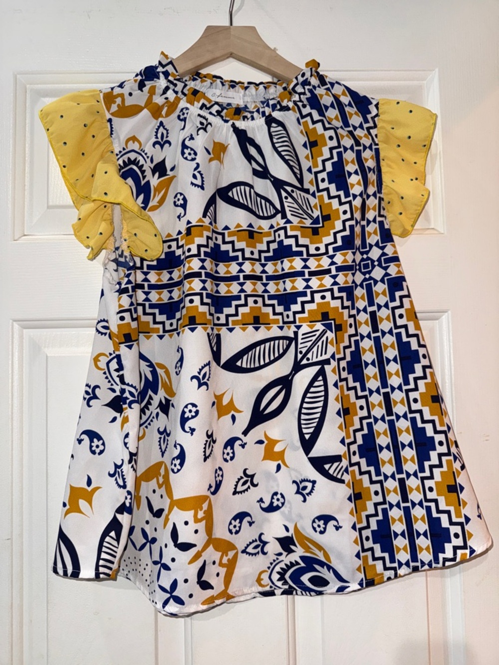 Women’s Yellow, Navy & White Patterned Flutter Sleeve Blouse